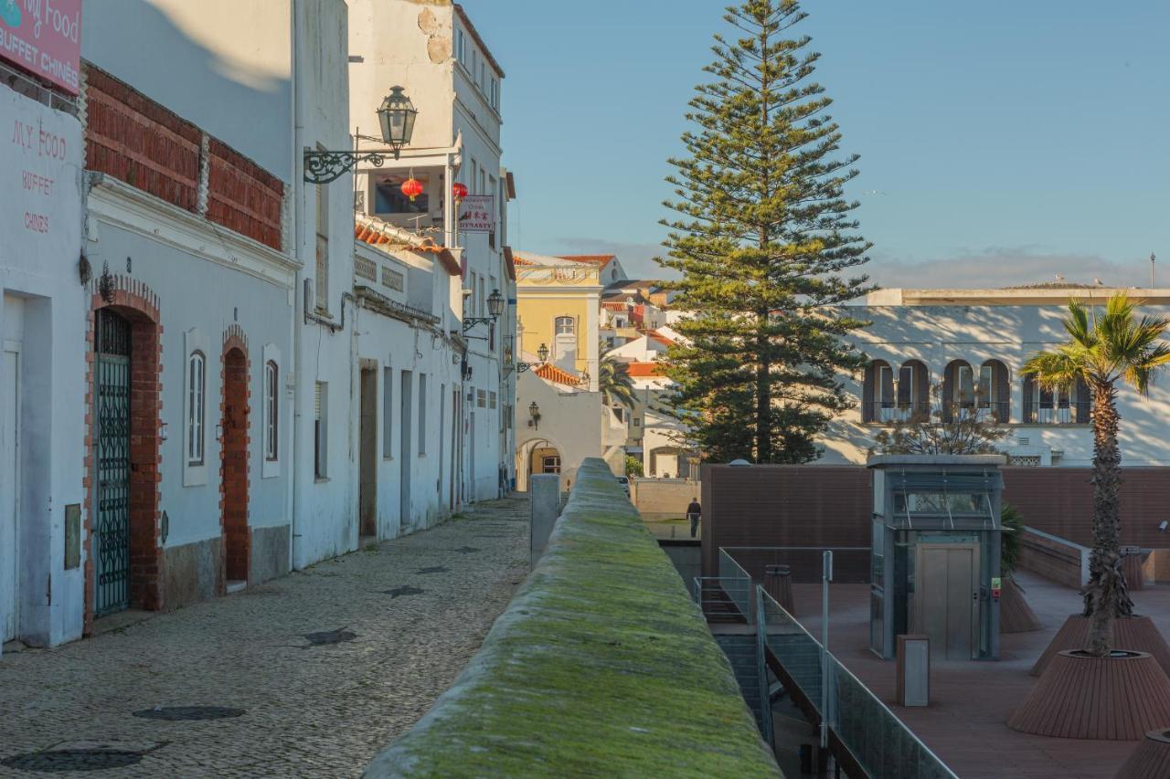 Romance & The City Lagos Luaran gambar